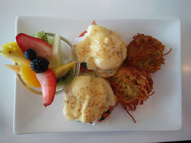 Opinii despre A Ladybug Bakery and Cafe în Calgary - Hospitality and gastronomy