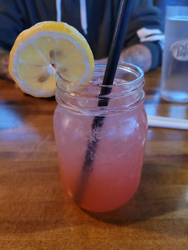 Comentarii opinii despre Montana’s BBQ & Bar