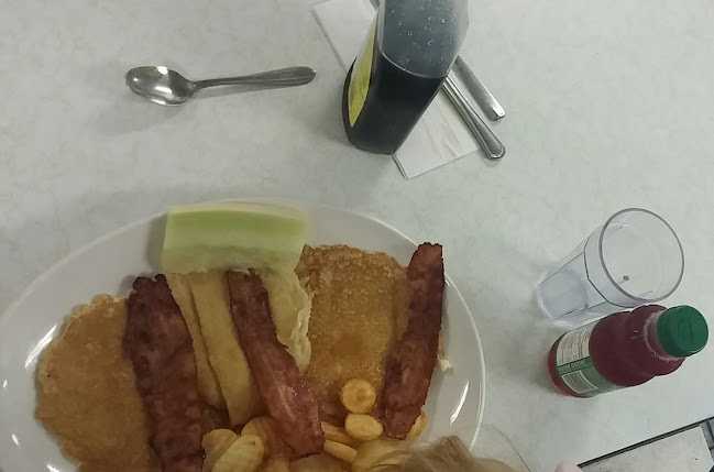 Comentarii opinii despre B & B Snack Bar