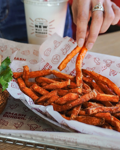 Smashburger - Hospitality and gastronomy