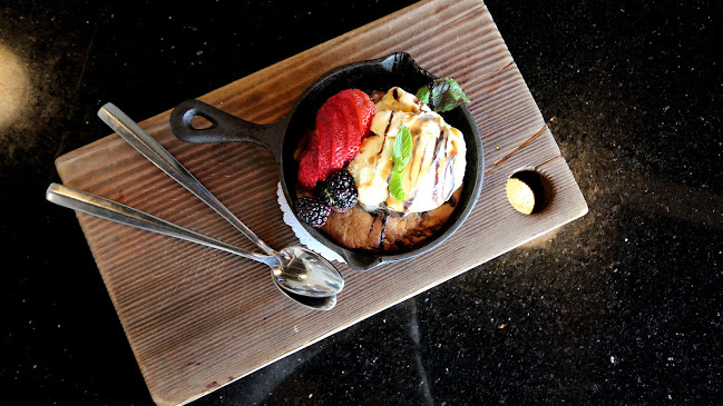 Comentarii opinii despre The Black Iron Club & Grill at Tobiano