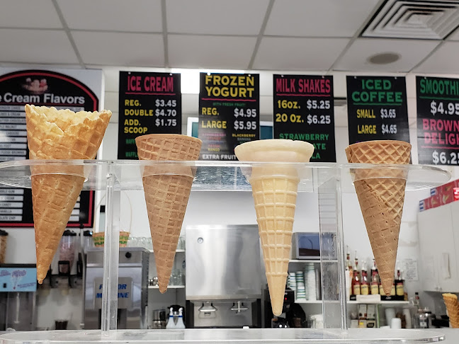 Opinii despre The Ice Cream Shoppe în Bracebridge - Hospitality and gastronomy