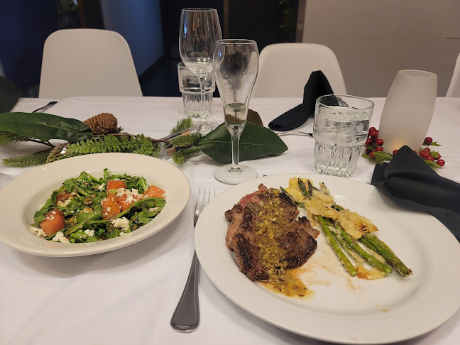 10665 109 St NW, Edmonton, AB T5H 3B5