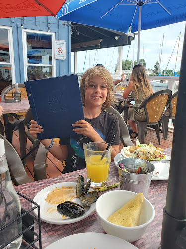 Comentarii opinii despre The Boathouse Seafood Restaurant And Waterfront Patio