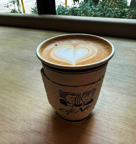 Café Ami - Vancouver