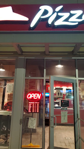 Pizza Hut - Hospitality and gastronomy