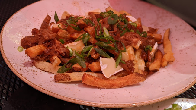 Opinii despre Black Dog Tavern în Kingston - Hospitality and gastronomy