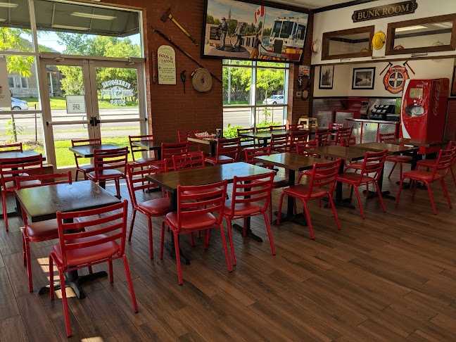 2014 Ogilvie Rd Unit 1, Gloucester, ON K1J 7N9