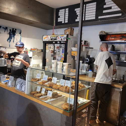 141 Ossington Ave, Toronto, ON M6J 2Z6