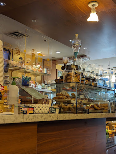 551 Cardero St, Vancouver, BC V6G 3E9