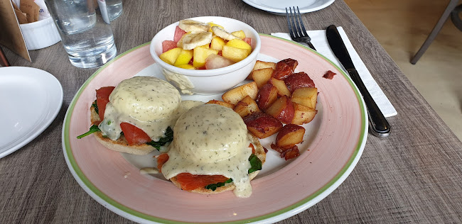 The Apricot Tree Cafe - Hospitality and gastronomy