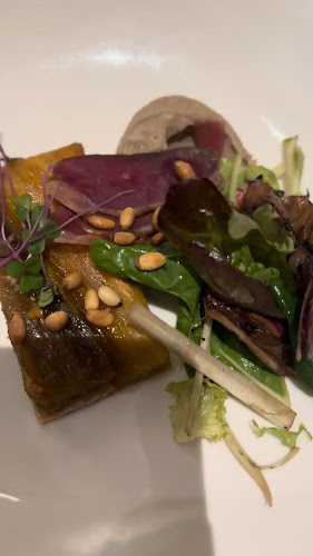 Opinii despre Rouge în Calgary - Hospitality and gastronomy