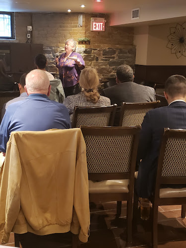 449 Jarvis St, Toronto, ON M4Y 2G8