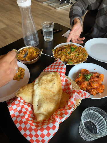 Comentarii opinii despre Royal Spice Indian & Hakka Chinese Restaurant