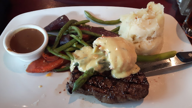 Bâton Rouge Grillhouse & Bar