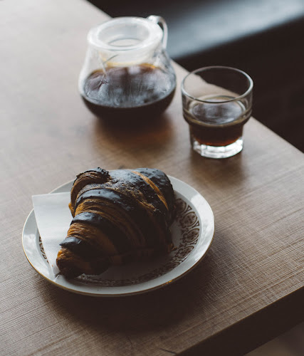 112 W Broadway, Vancouver, BC V5Y 1P1