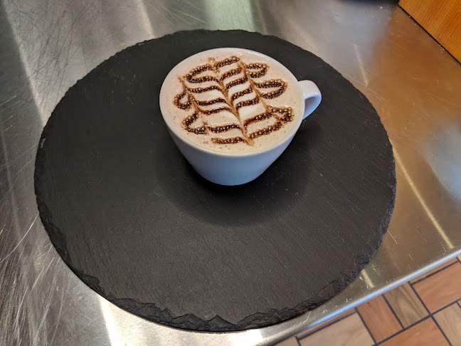 Cafe Beehive - Campbell River