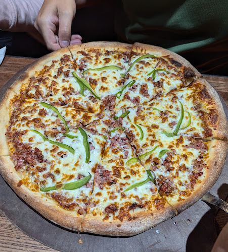 Comentarii opinii despre Moe's Bar & Grill