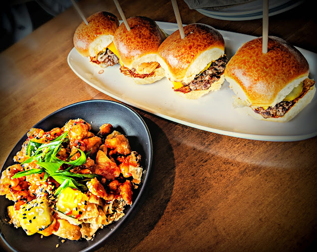 JOEY Yorkdale - Hospitality and gastronomy