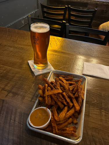 353 Anne St N #5, Barrie, ON L4N 7Z9