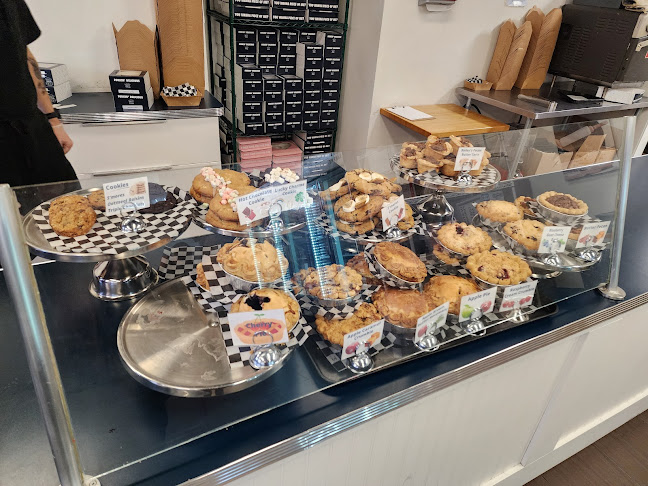 7832 6th St, Burnaby, BC V3N 3N2