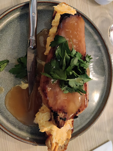 9616 Whyte Ave NW, Edmonton, AB T6C 1A1