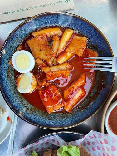 Kim's Café - Hospitality and gastronomy