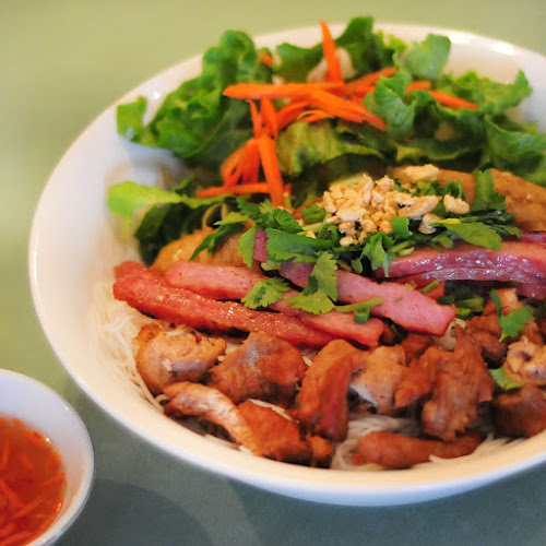 524 Admirals Rd, Victoria, BC V9A 2N5