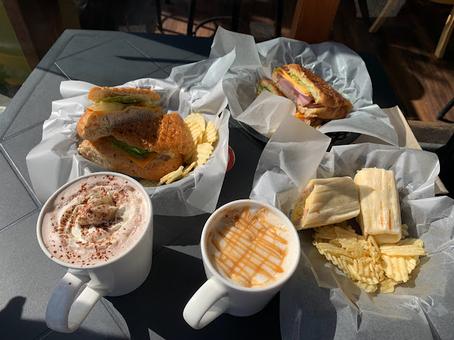 Wick's Cafe - Hospitality and gastronomy