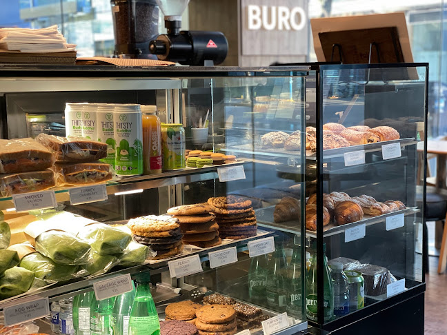 Comentarii opinii despre Buro