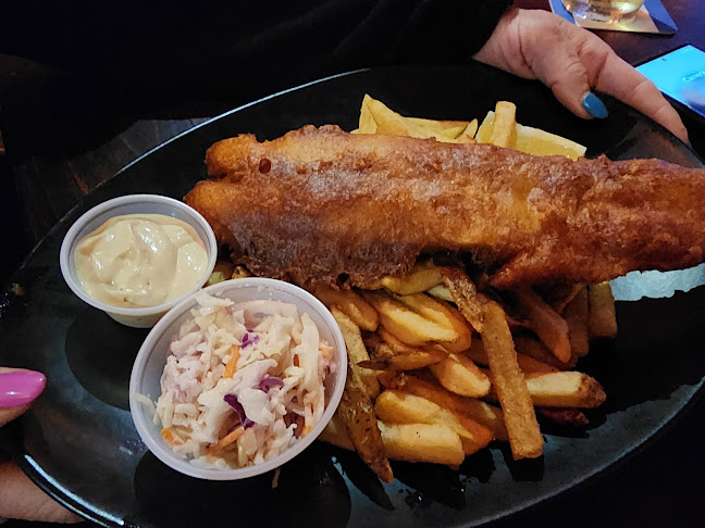 Opinii despre Doc Magilligan's Restaurant & Irish Pub în Niagara Falls - Hospitality and gastronomy