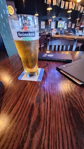 8650 112 Ave NW, Calgary, AB T3R 0R5