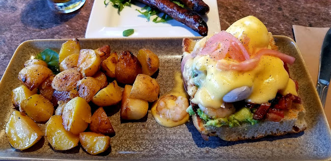 Big Feast Bistro - Hospitality and gastronomy