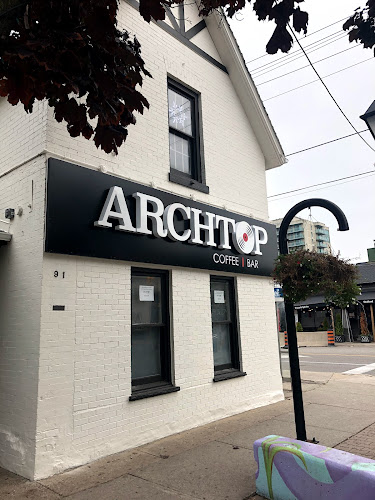 Comentarii opinii despre Archtop Coffee Bar & Market
