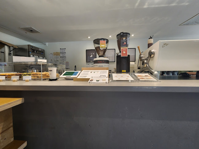 Comentarii opinii despre Coffee Lunar