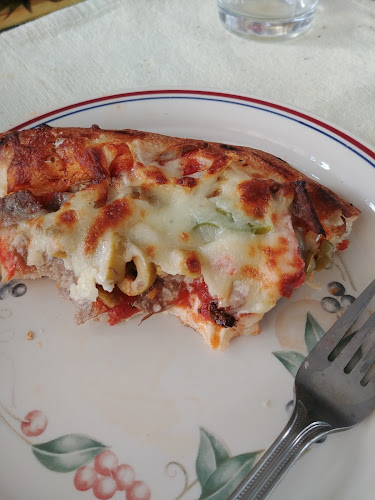 1443 Ogilvie Rd, Gloucester, ON K1J 7P3