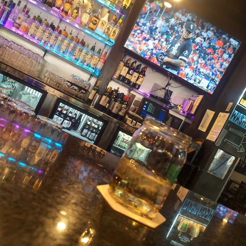 Side Street Pub & Grill - Calgary