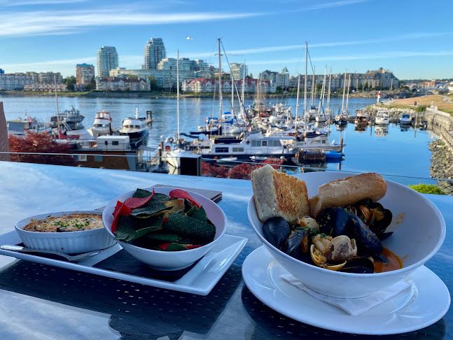 Blue Crab Seafood House - Hospitality and gastronomy