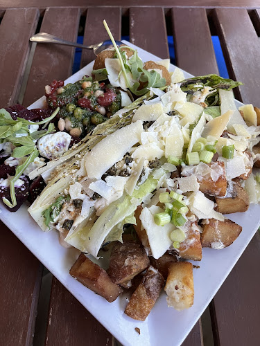 271 Provencher Blvd, Winnipeg, MB R2H 0G6