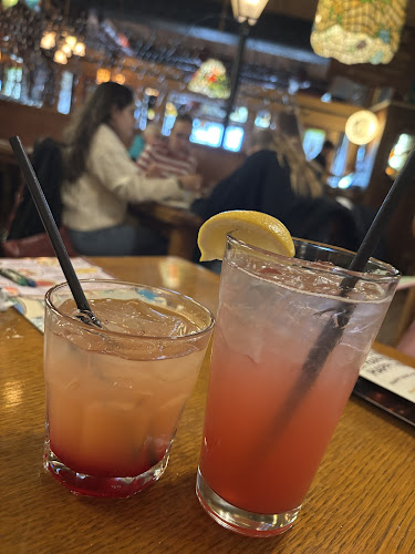 Comentarii opinii despre The Old Spaghetti Factory