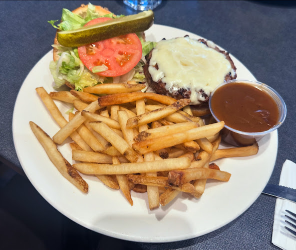 2024 Broad St, Regina, SK S4P 1Y3