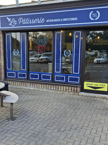 300 Gage Ave #11, Kitchener, ON N2M 3C8