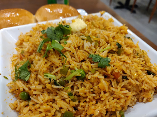 Honest Restaurant Brampton - Brampton