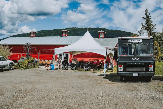 3181 11 Ave NE, Salmon Arm, BC V1E 2S8