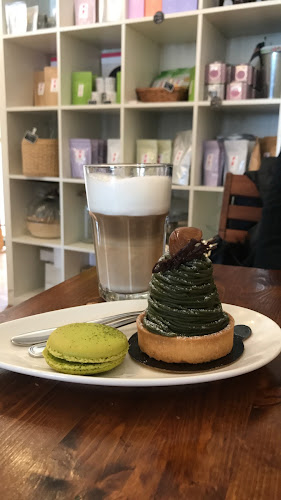 1040 Coxwell Ave, East York, ON M4C 3G5