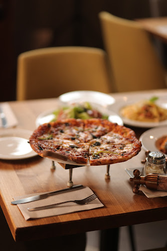 Comentarii opinii despre Lombardo's Pizzeria & Ristorante