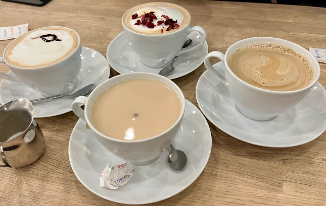 0109 Dessert & Chocolate - Hospitality and gastronomy