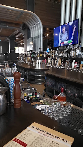 1 Adelaide St E, Toronto, ON M5C 2V9