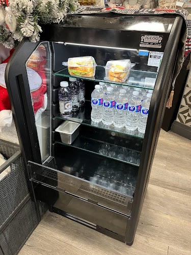 Alley Cat Cat Cafe - Hospitality and gastronomy