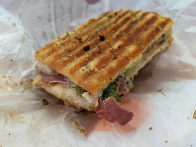 Comentarii opinii despre Sciué Italian Bakery Caffé - Yaletown